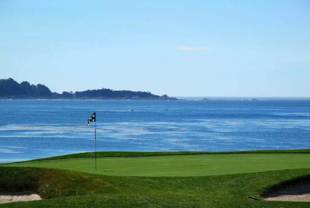 A golf hole near water